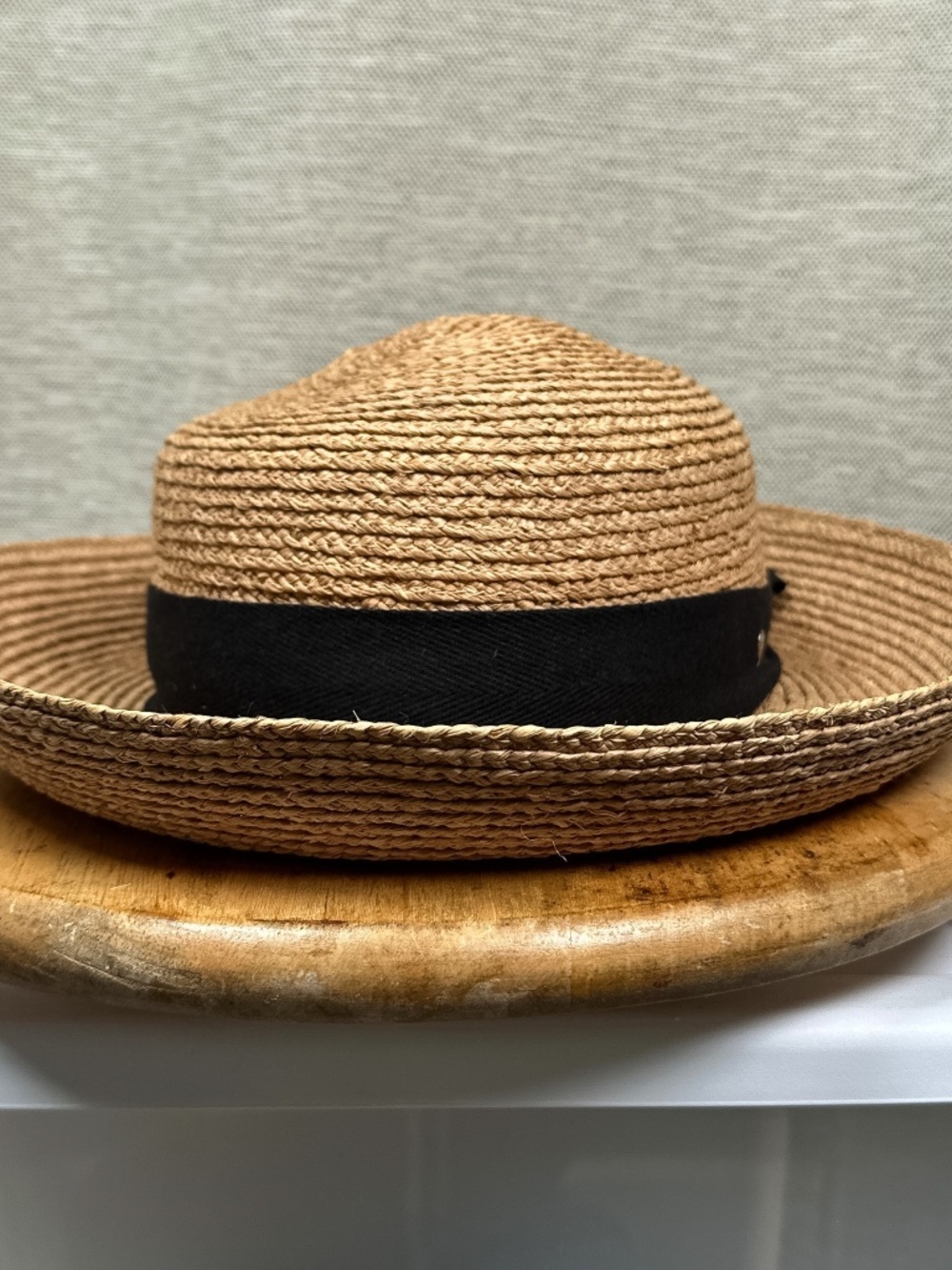Helen Kaminski Australia Newport II Natural Raffia Black Ribbon Straw Hat 53cm - Picture 4 of 8